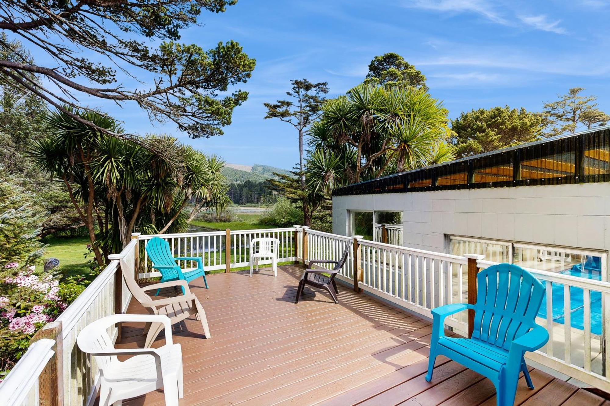 Crescent Lake Lookout Rockaway Beach Bagian luar foto